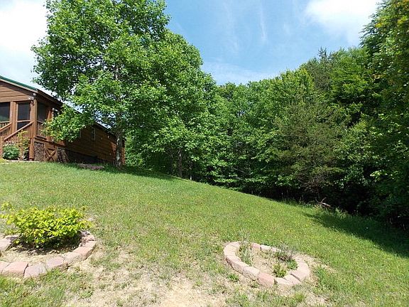 4th image of 117 Starview Ln