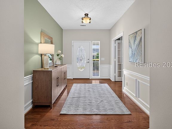 4th image of 45 Raven Glass Ln