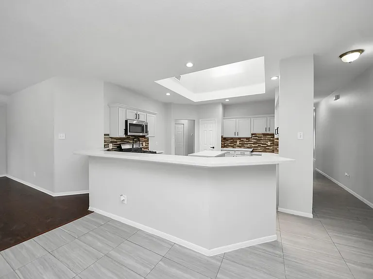 8322 Adler Lake Dr — Photo 18