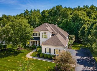 2982 Creekwood Estates Dr, Blacklick, OH 43004