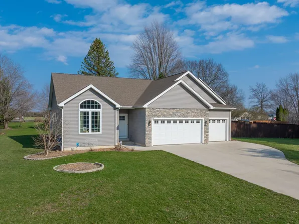 2206 S Old Ditch Rd, Warsaw, IN 46580