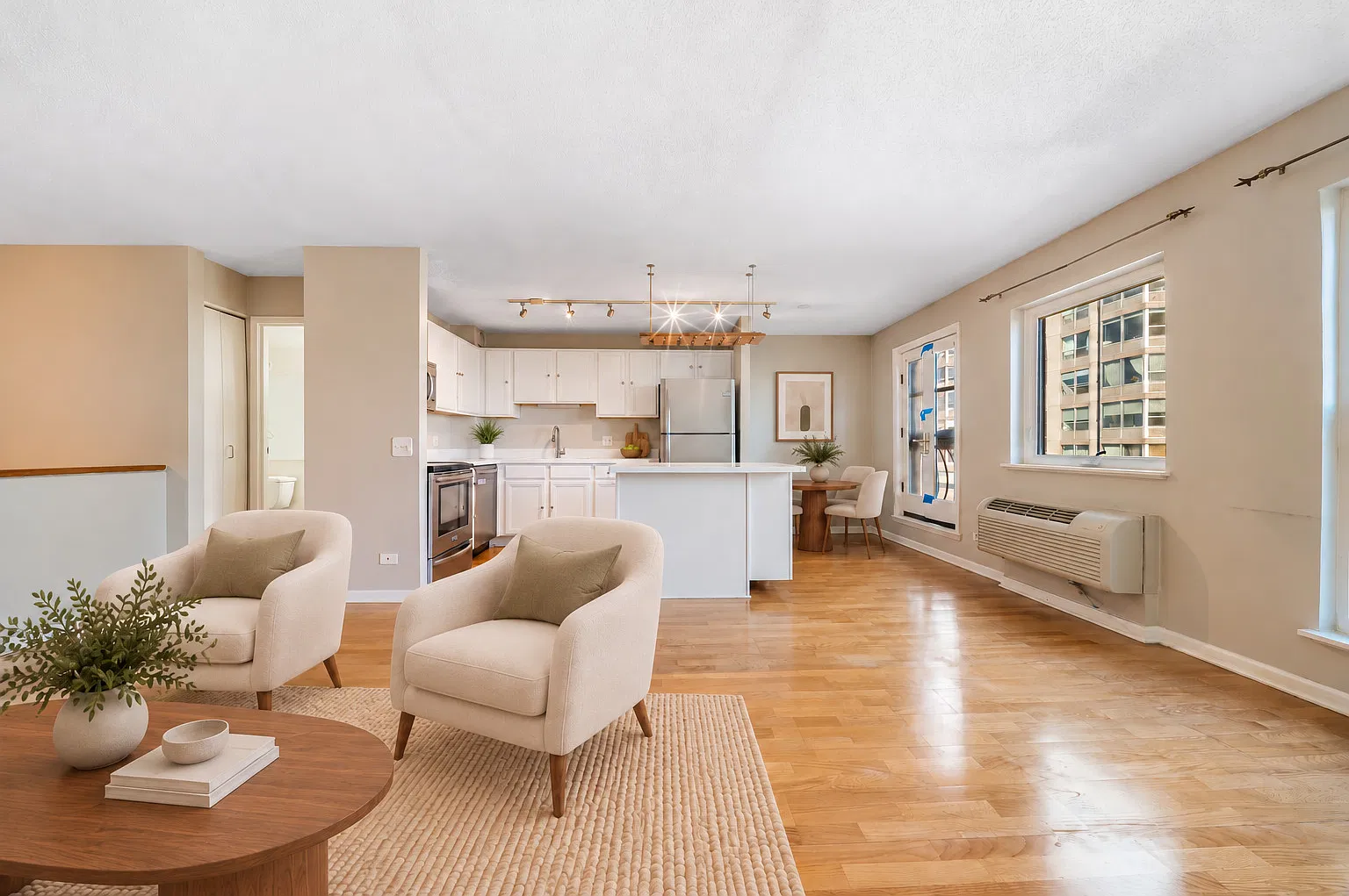 2 bed, 1.5 bath, 1200 sqft, $2,900 — Photo 4