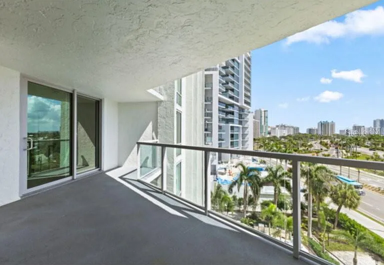 1111 N Gulfstream Ave #5B — Photo 32