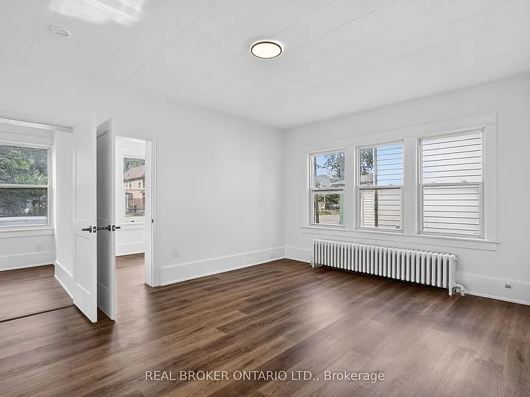 4417B Ellis St — Photo 14