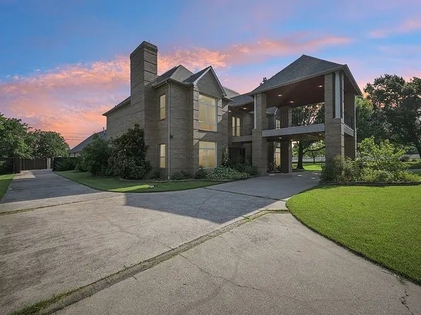 2237 High Country Dr, Carrollton, TX 75007
