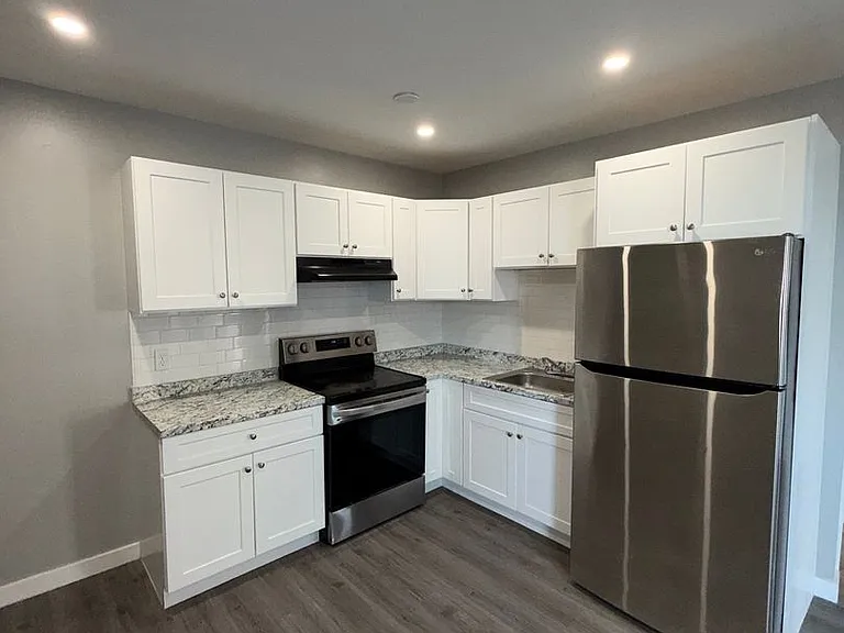 216 Central St — Photo 1