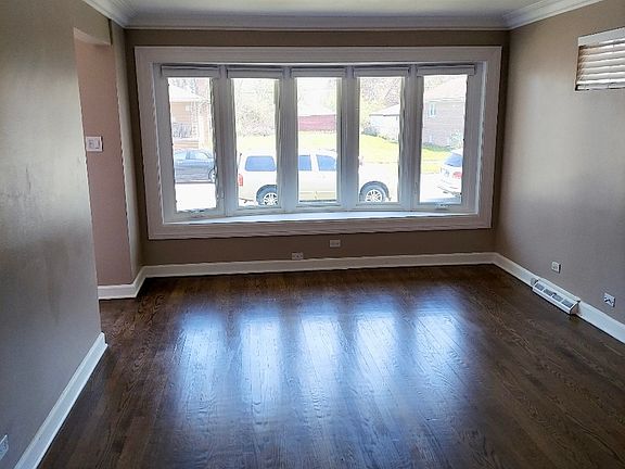 5th image of 12612 S Wood St
