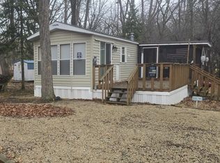 17/20 & 21 Woodhaven Dr E, Sublette, IL 61367