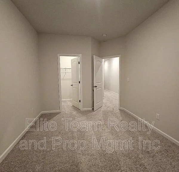 5416 Kings Ridge Dr — Photo 37