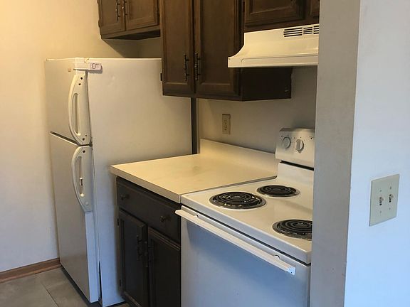 4th image of 1005 Quail Dr APT 208
