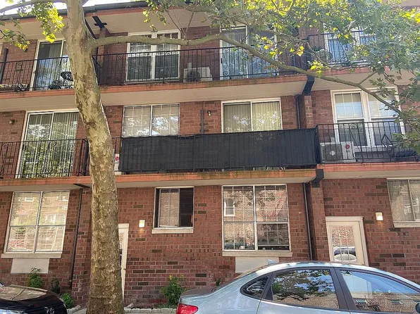 308 101st St APT 44A, Brooklyn, NY 11209