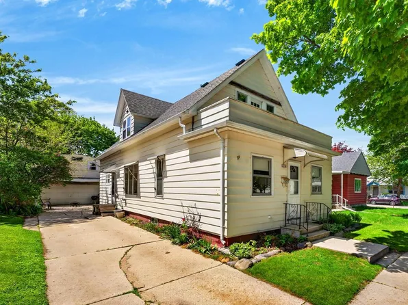 2226 N 11th STREET, Sheboygan, WI 53083