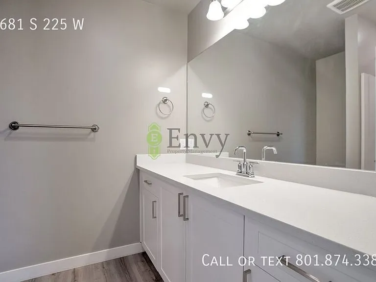 1681 S 225 W — Photo 11