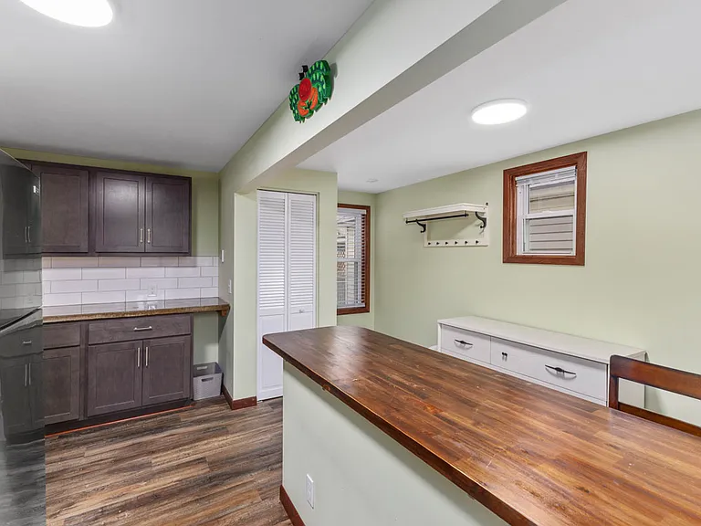 941 Leonard St NW #2 — Photo 7