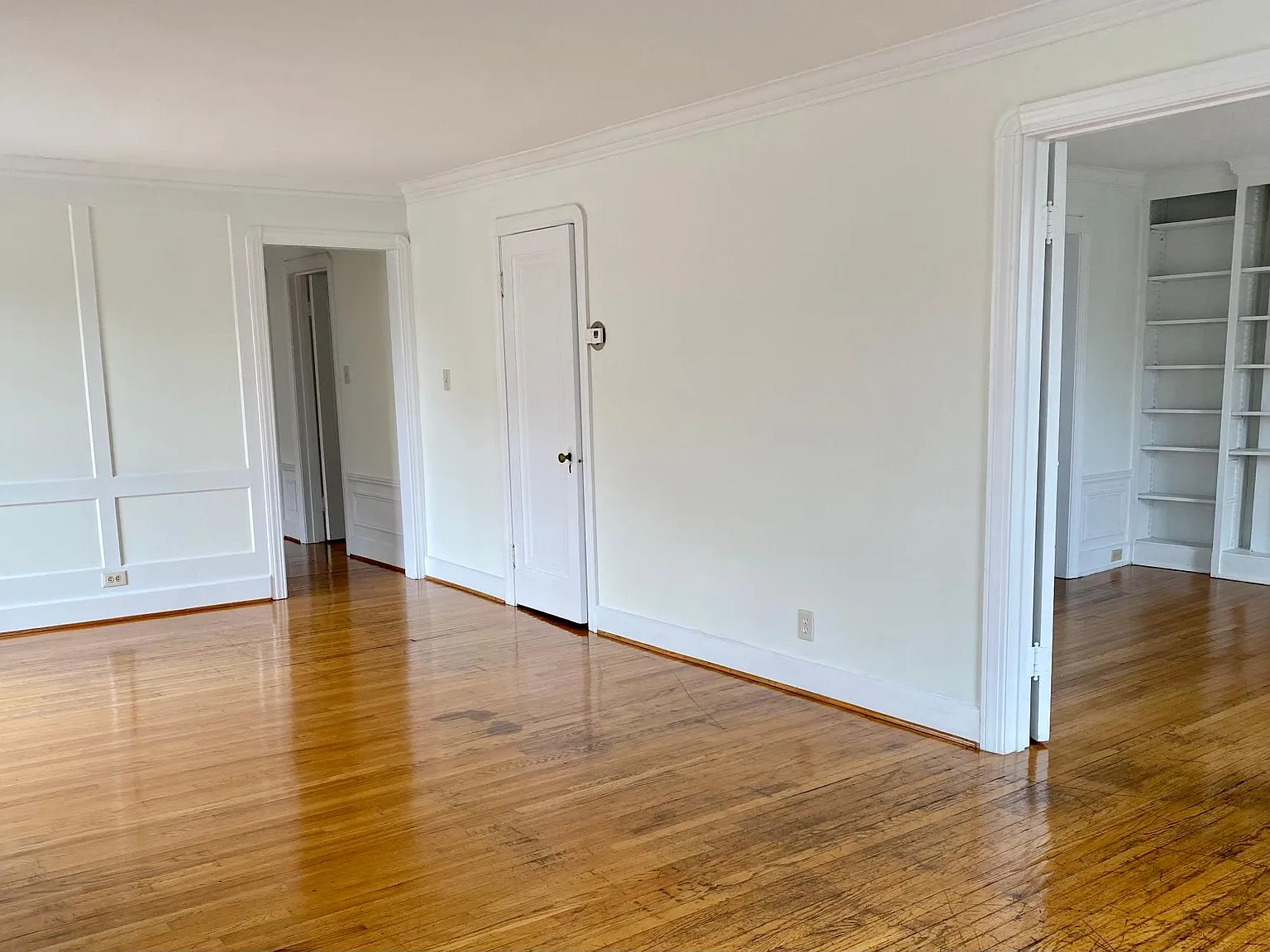 4 bed, 2000 sqft, $2,000 — Photo 3