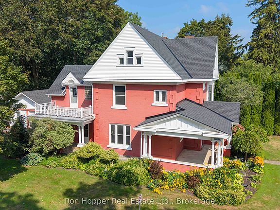 3rd image of 1358 4th Ave W