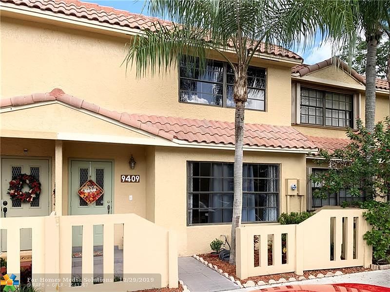 1st image of 9409 NW 39th Pl