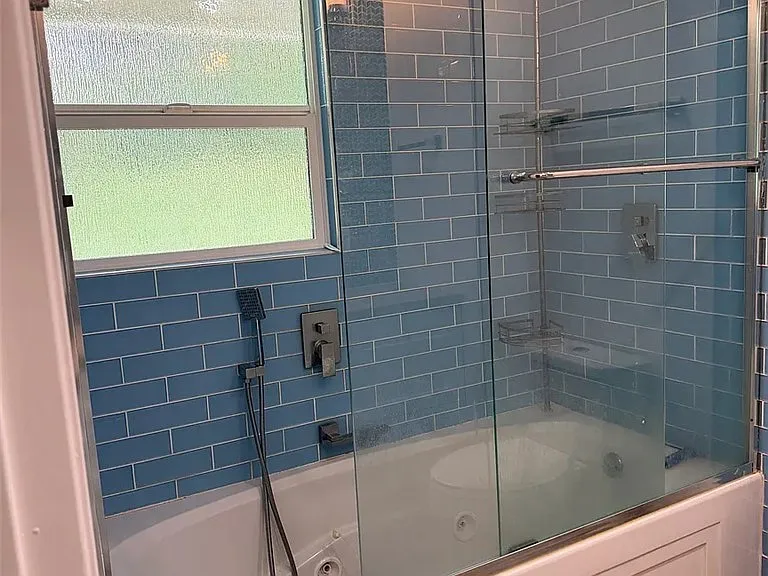 7811 Bolero Dr — Photo 15