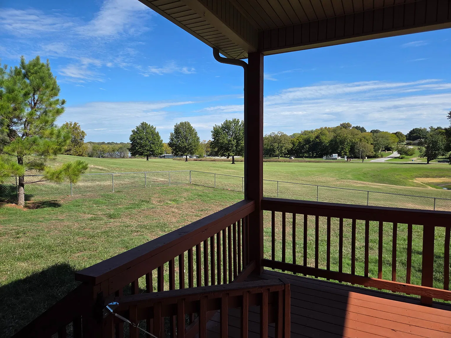 3 bed, 2144 sqft, $2,200 — Photo 3