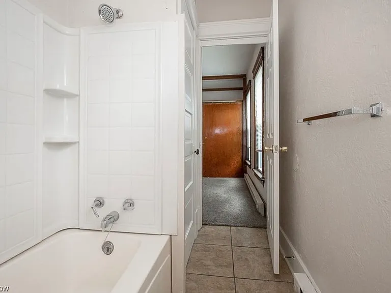 518 Washington Ave #1 — Photo 10
