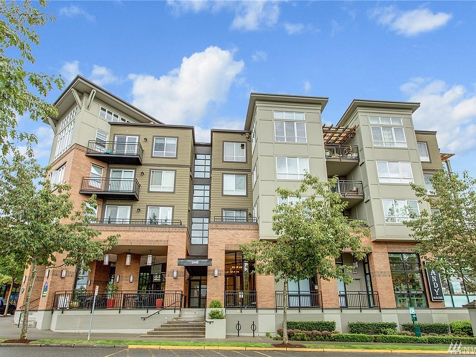 1st image of 1840 25th Ave NE APT 205