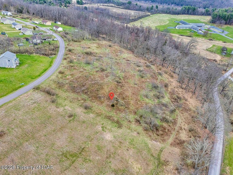 2nd image of 19 Walnut Ridge Dr