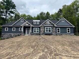 9931 White Tail Dr, Saline, MI