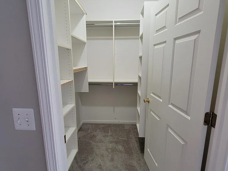 5631 Twin Oaks Dr — Photo 9