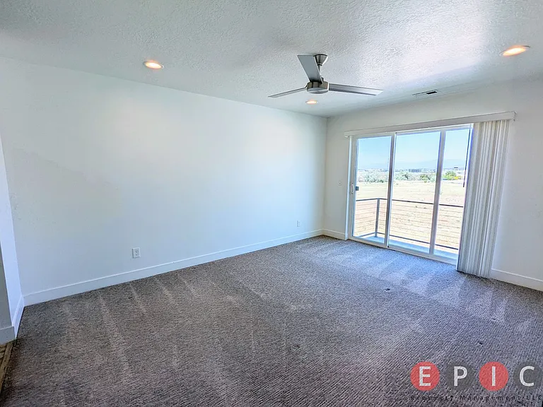 566 Lewski Lane - Residential — Photo 4