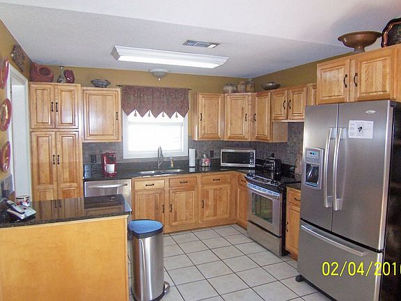 4th image of 122 Ellington Dr