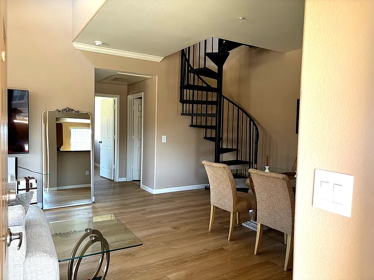 20100 N 78th Pl #2095 — Photo 3