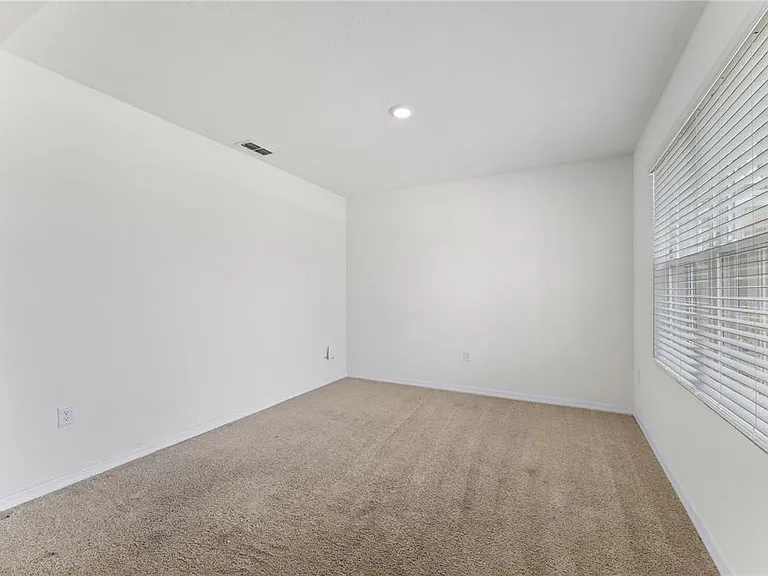5038 Foxglove Cir — Photo 6