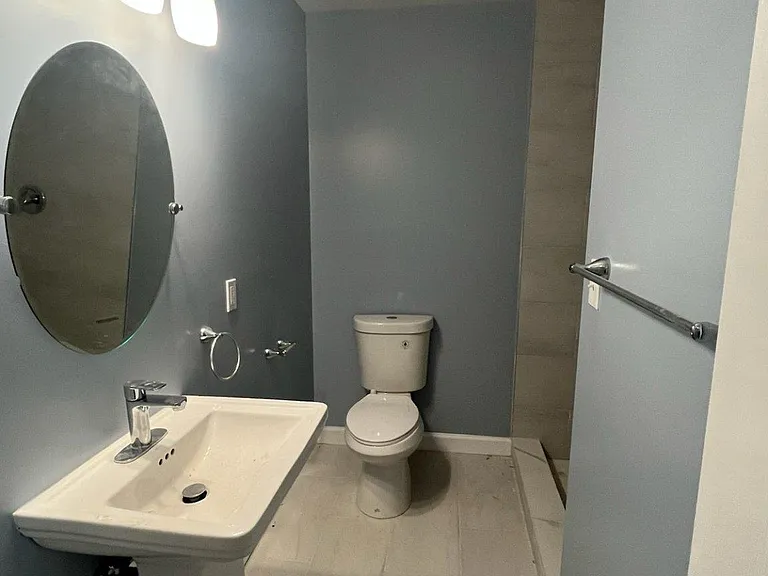 5100 Suitland Rd — Photo 14