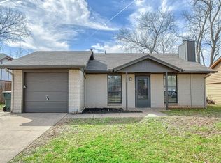724 Peregrine Dr, Norman, OK 73072