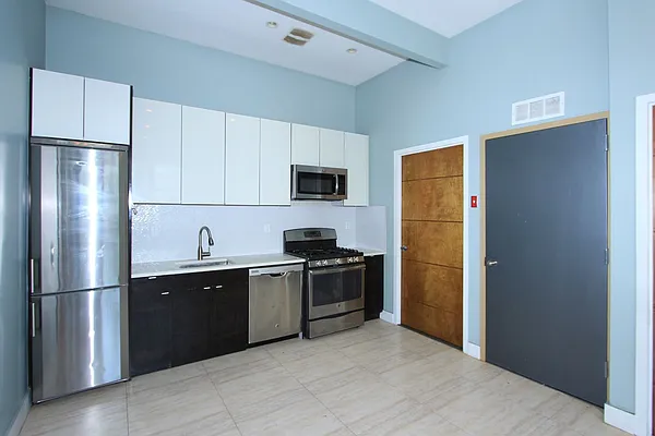 Rented by Brooklyn Rentals NYC | media 9