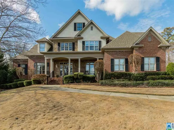 661 Chris Ct, Trussville, AL 35173
