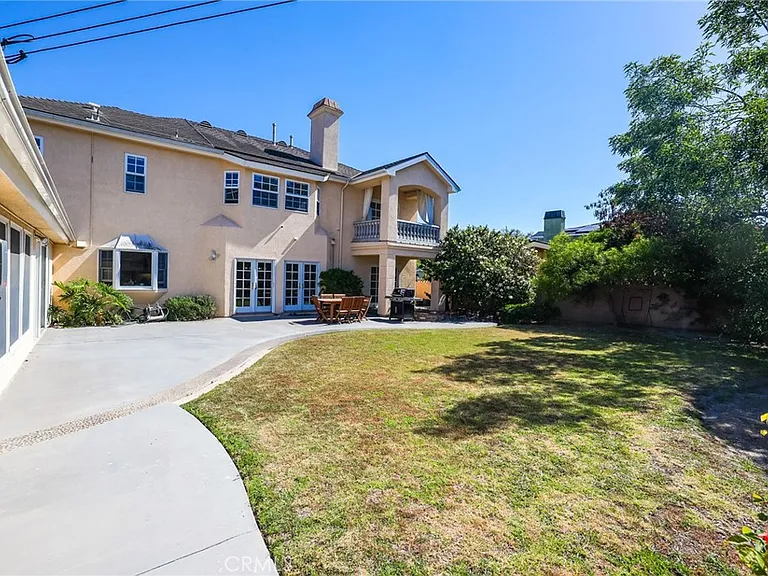 2821 Copa De Oro Dr — Photo 33