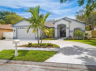 11454 Canterbury Ln, Seminole, FL 33778