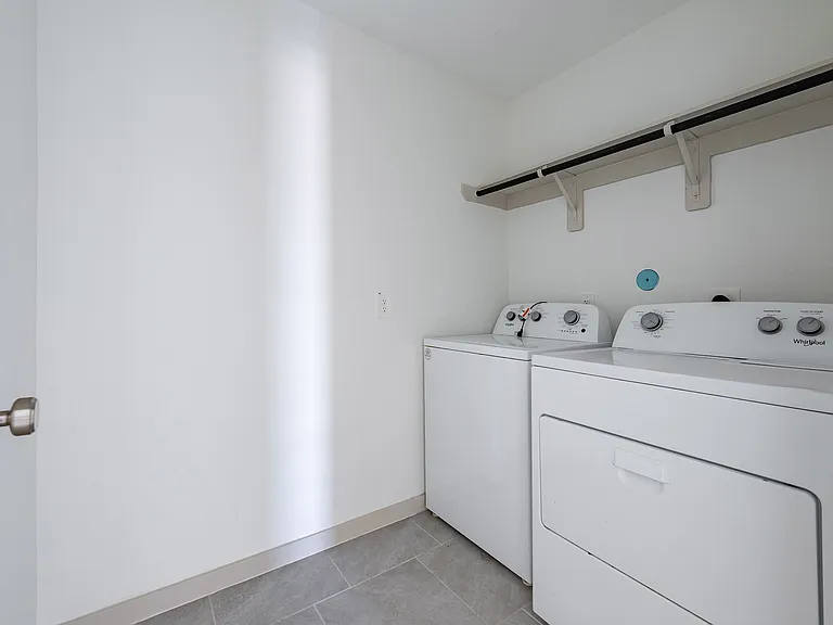 19003 Derrington Manor Ln — Photo 23