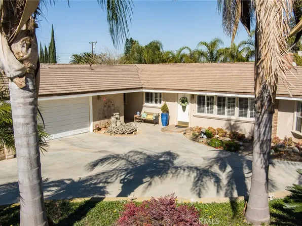10929 Desert Sand Ave, Riverside, CA 92505
