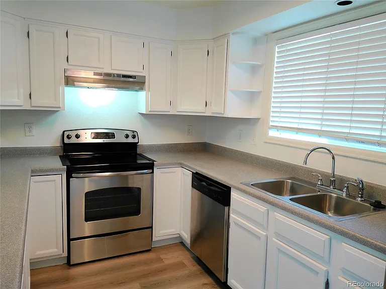 6944 Palmer Park Blvd — Photo 9