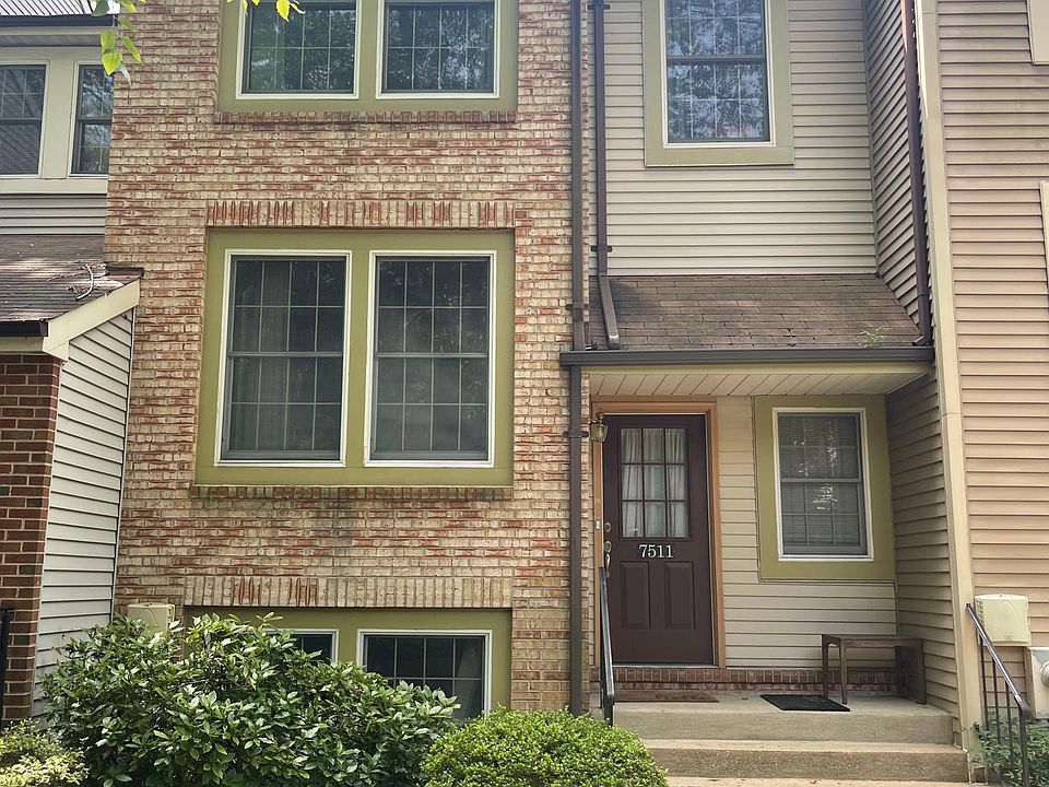 Front exterior. Yard maintained by community services but feel free to add and flower foliage in pots on the steps or on the front landing!