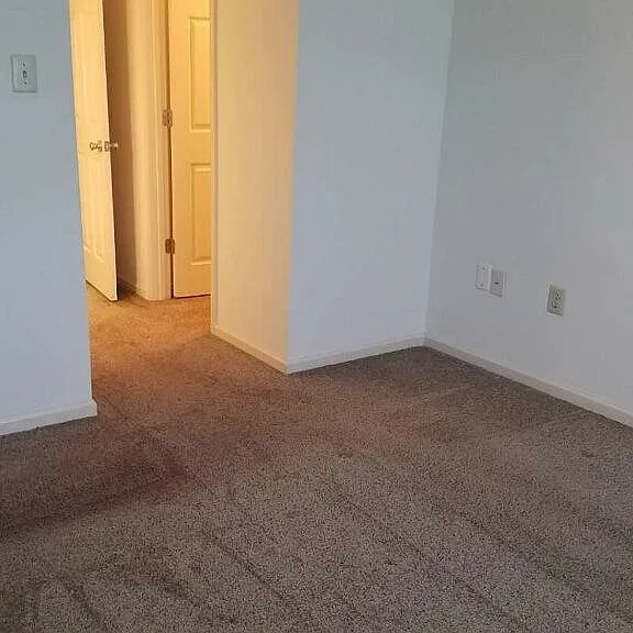 429 Derry Dr — Photo 16