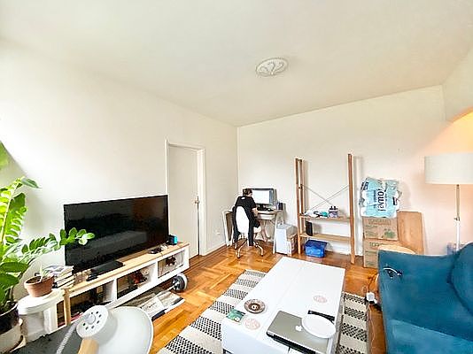 2nd image of 2574 37th St APT 4