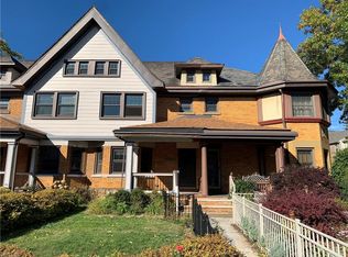 12204 Detroit Ave, Lakewood, OH