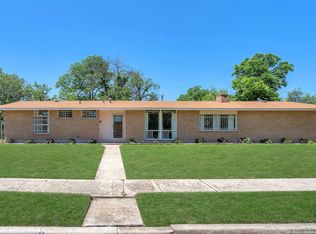 415 Overbrook Dr, San Antonio, TX 78228