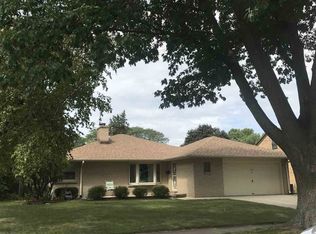 616 Westchester Dr, Rockford, IL 61107