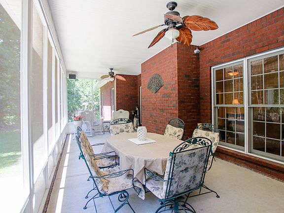 Screened Porch (shaded)