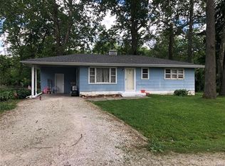 9826 Osage Dr, Hillsboro, MO 63050