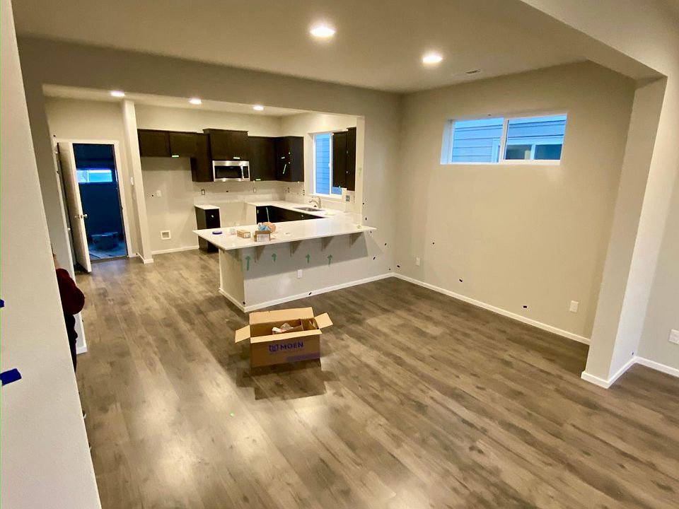 Dining and Kitchen